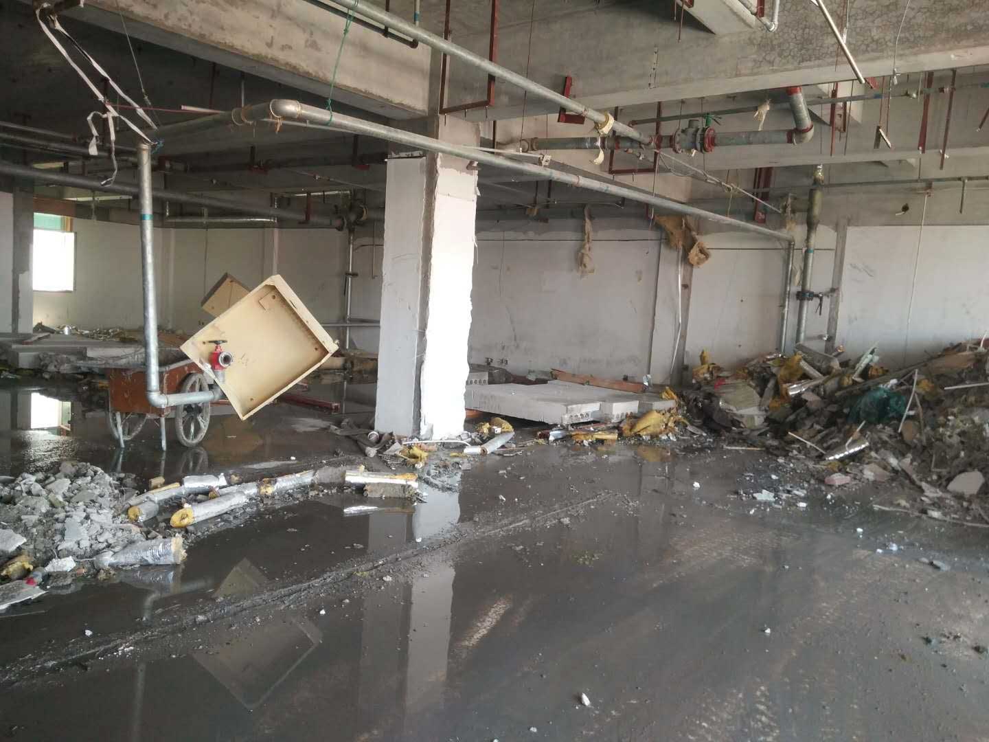 蘇州滄浪區(qū)室內(nèi)裝修拆除拆舊怎樣收費(fèi)報(bào)價(jià)誠(chéng)信互利來(lái)電咨詢